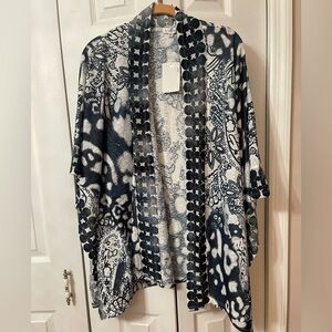 Adore Me Kimono Black & White Blouse NWT